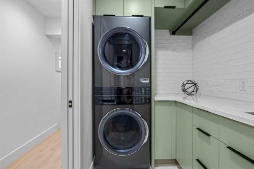 3041 1 Street Sw, Calgary, AB - Indoor Photo Showing Laundry Room