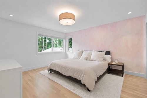 3041 1 Street Sw, Calgary, AB - Indoor Photo Showing Bedroom