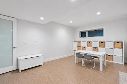 3041 1 Street Sw, Calgary, AB - Indoor