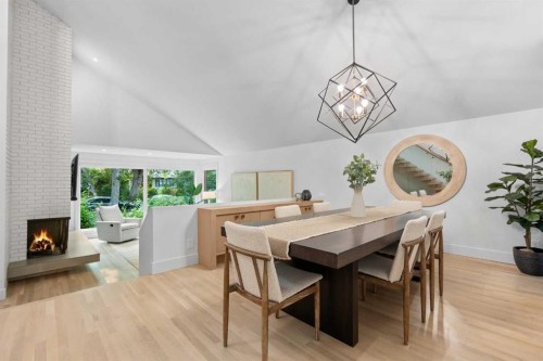 3041 1 Street Sw, Calgary, AB - Indoor Photo Showing Dining Room