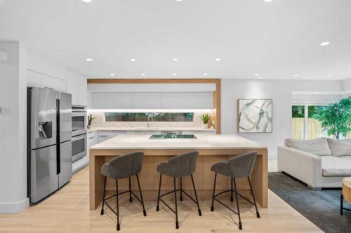 3041 1 Street Sw, Calgary, AB - Indoor