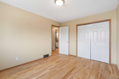 38 Hidden Spring Circle Nw, Calgary, AB 