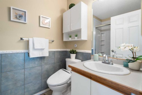 38 Hidden Spring Circle Nw, Calgary, AB 