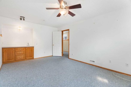 38 Hidden Spring Circle Nw, Calgary, AB 