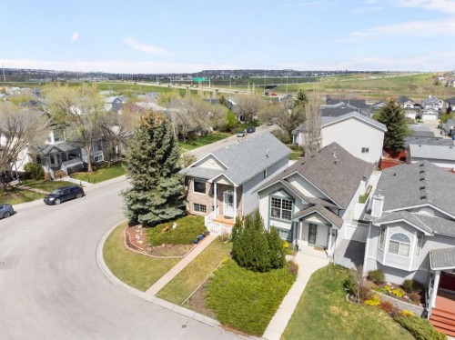 38 Hidden Spring Circle Nw, Calgary, AB 