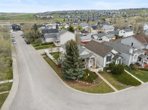 38 Hidden Spring Circle Nw, Calgary, AB 
