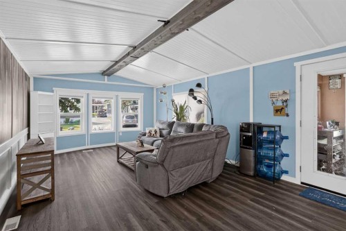 353 Burroughs Circle Ne, Calgary, AB 