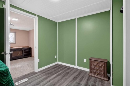 353 Burroughs Circle Ne, Calgary, AB 