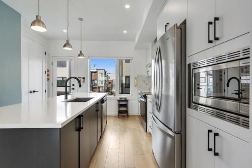 171 Greenbriar Place Nw, Calgary, AB - Indoor Photo Showing Kitchen With Stainless Steel Kitchen With Upgraded Kitchen
