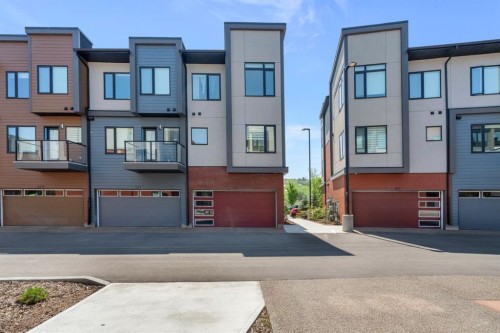 171 Greenbriar Place Nw, Calgary, AB - Outdoor With Facade