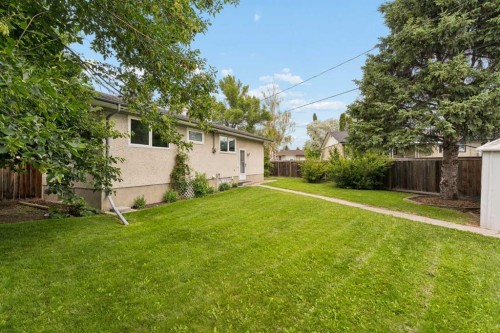 604 Foritana Road Se, Calgary, AB - Outdoor