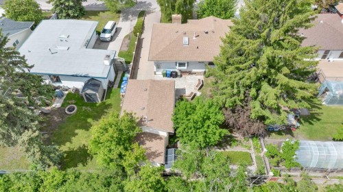 808 Canterbury Drive Sw, Calgary, AB 