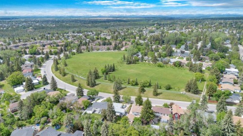 808 Canterbury Drive Sw, Calgary, AB 