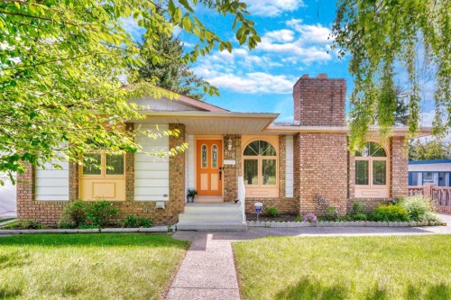 808 Canterbury Drive Sw, Calgary, AB 