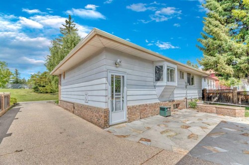 808 Canterbury Drive Sw, Calgary, AB 