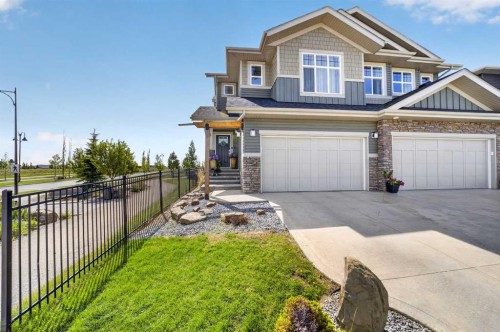 6 Springfield Boulevard  Sylvan Lake, AB T4S 0S5