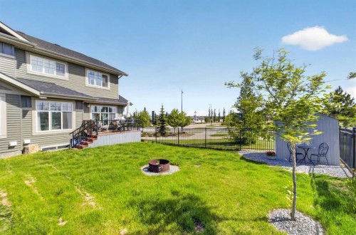 6 Springfield Boulevard, Sylvan Lake, AB 