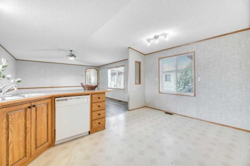 38 Doubletree Way, Strathmore, AB 