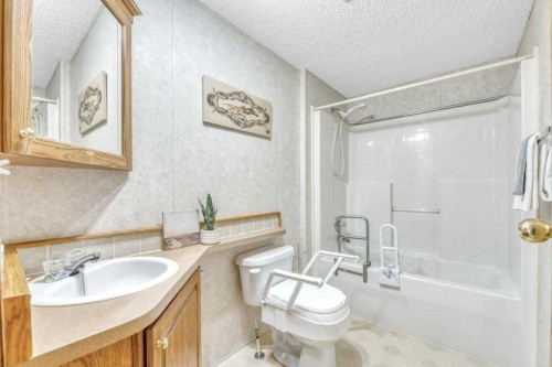 38 Doubletree Way, Strathmore, AB 