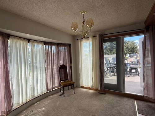 6803 Dalmeny Gate Nw, Calgary, AB - Indoor Photo Showing Other Room