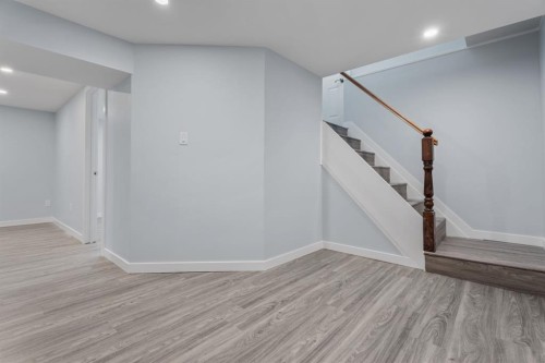 9408 5 Street Se, Calgary, AB - Indoor Photo Showing Other Room