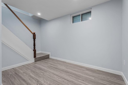 9408 5 Street Se, Calgary, AB - Indoor Photo Showing Other Room