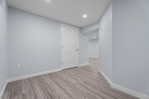 9408 5 Street Se, Calgary, AB - Indoor Photo Showing Other Room
