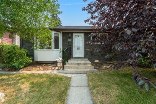 9408 5 Street Se, Calgary, AB - Outdoor