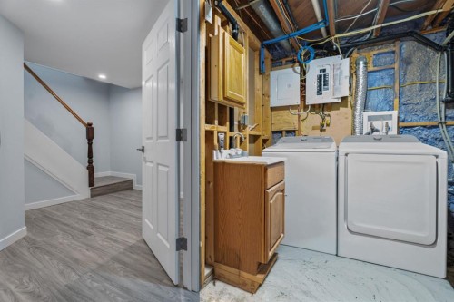9408 5 Street Se, Calgary, AB - Indoor Photo Showing Laundry Room