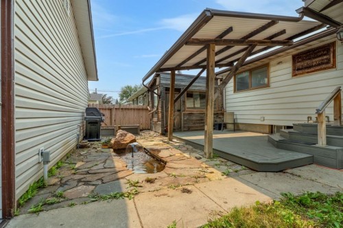 9408 5 Street Se, Calgary, AB - Outdoor With Exterior