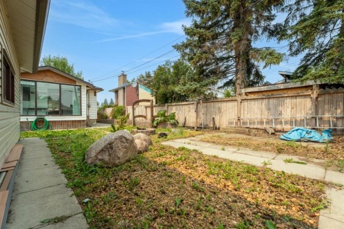 9408 5 Street Se, Calgary, AB - Outdoor