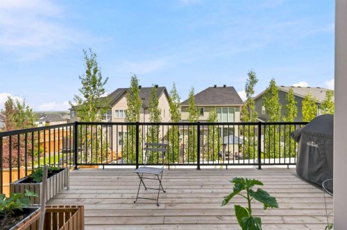 283 Nolanhurst Crescent Nw, Calgary, AB - Outdoor With Exterior