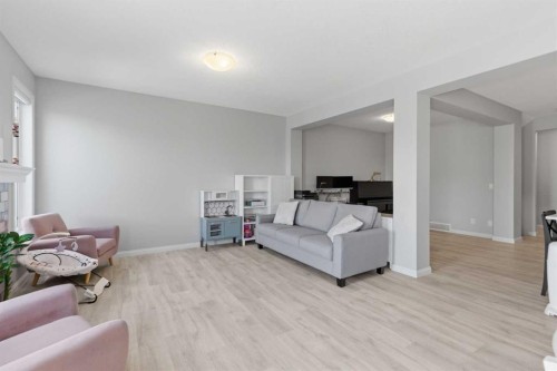 283 Nolanhurst Crescent Nw, Calgary, AB - Indoor Photo Showing Living Room