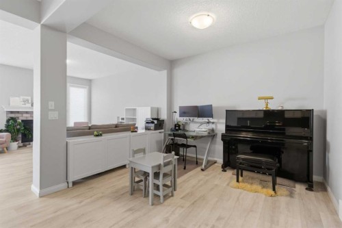 283 Nolanhurst Crescent Nw, Calgary, AB - Indoor Photo Showing Office