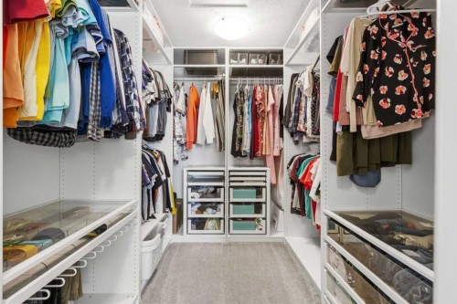 283 Nolanhurst Crescent Nw, Calgary, AB - Indoor With Storage