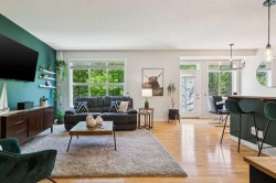 344 Rockyspring Grove NW Calgary, AB T3G 0A8