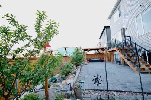 163 Cityside Park Ne, Calgary, AB - Outdoor