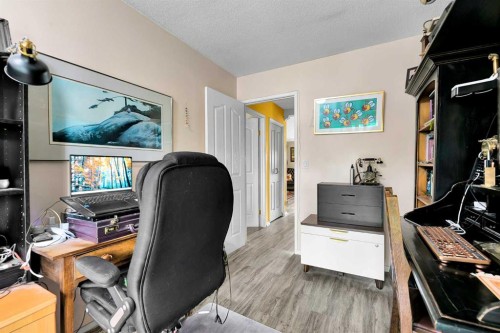 3722 Dover Ridge Drive Se, Calgary, AB - Indoor Photo Showing Office