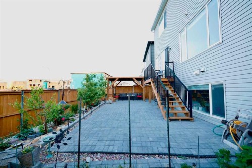 163 Cityside Park Ne, Calgary, AB - Outdoor