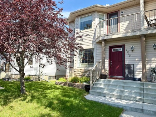 1616 High Country Drive NW High River, AB T1V 1X7