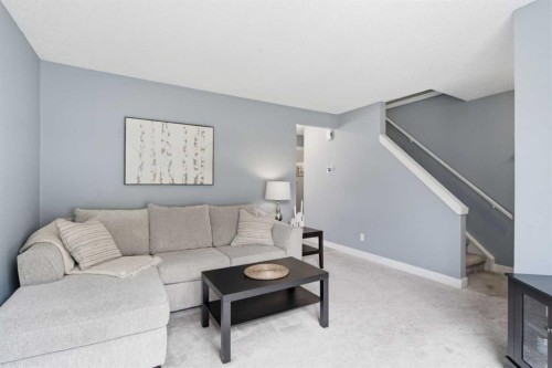 237 Deerpoint Lane Se, Calgary, AB 