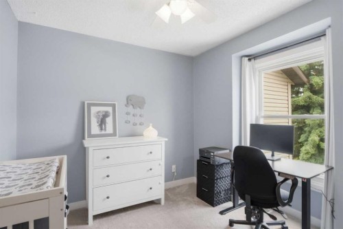 237 Deerpoint Lane Se, Calgary, AB 