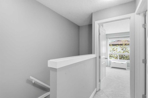 237 Deerpoint Lane Se, Calgary, AB 