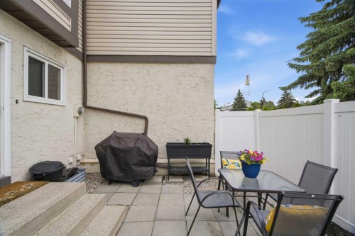 237 Deerpoint Lane Se, Calgary, AB 