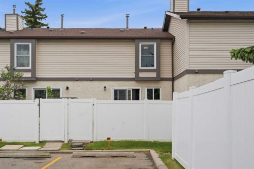237 Deerpoint Lane Se, Calgary, AB 