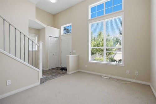 3032 New Brighton Gardens Se, Calgary, AB - Indoor Photo Showing Other Room