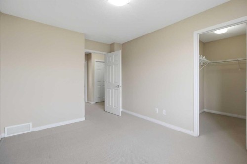 3032 New Brighton Gardens Se, Calgary, AB - Indoor Photo Showing Other Room