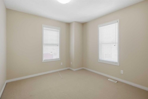3032 New Brighton Gardens Se, Calgary, AB - Indoor Photo Showing Other Room