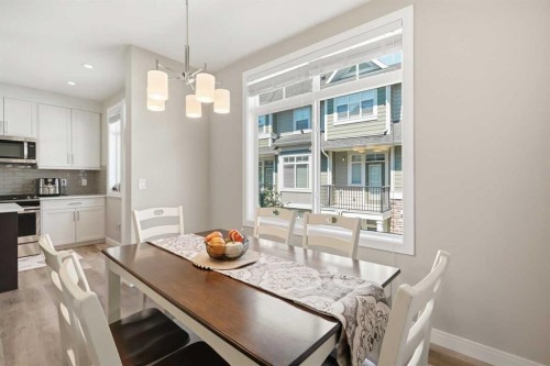 312 Wentworth Row Sw, Calgary, AB - Indoor Photo Showing Dining Room