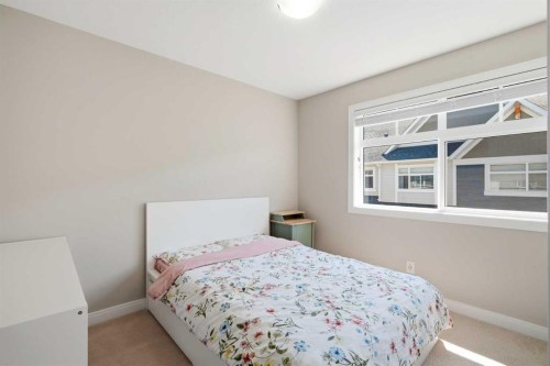 312 Wentworth Row Sw, Calgary, AB - Indoor Photo Showing Bedroom
